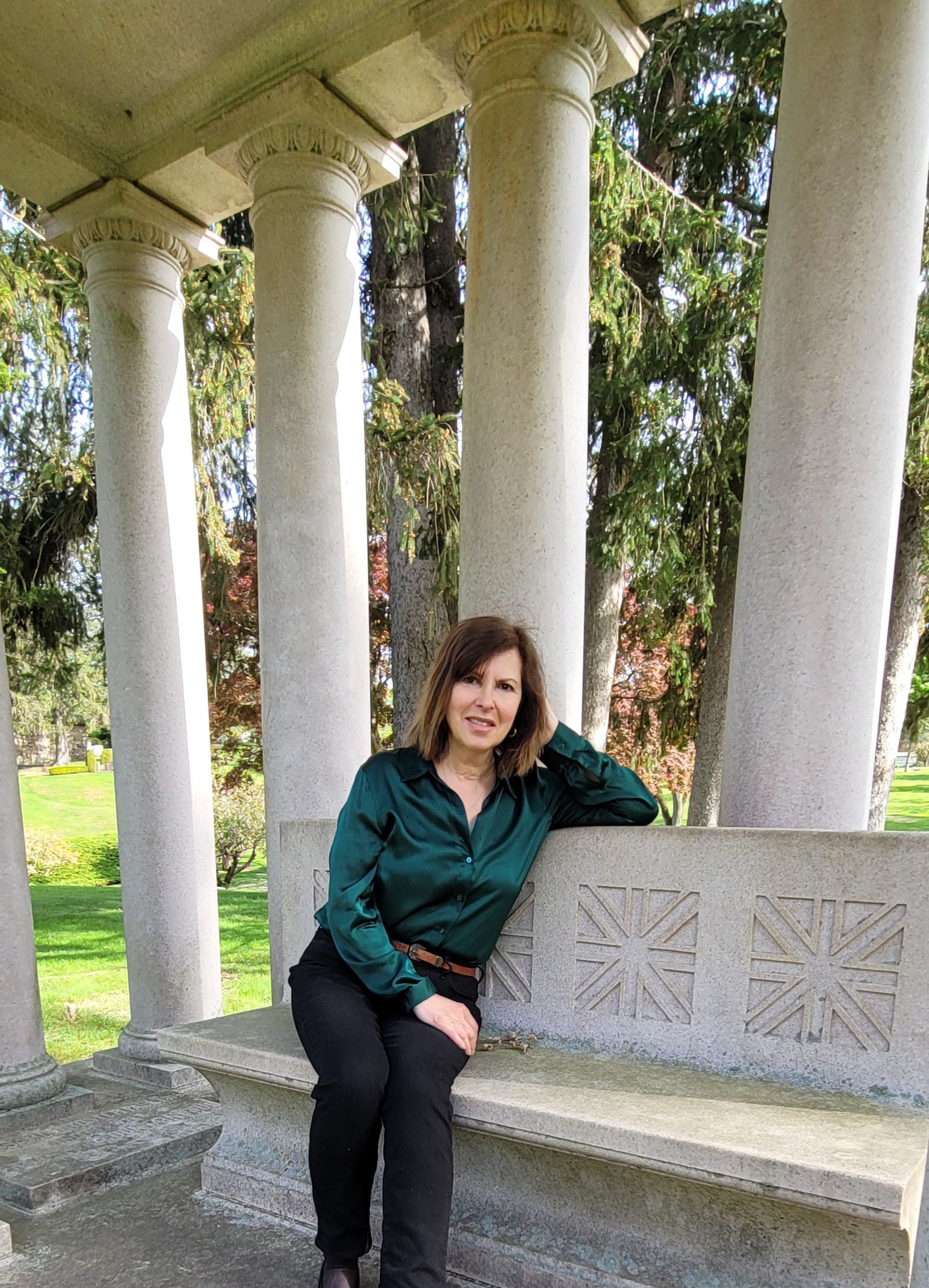 Embracing Life: A Funeral Director’s Guide to Beauty and Fashion